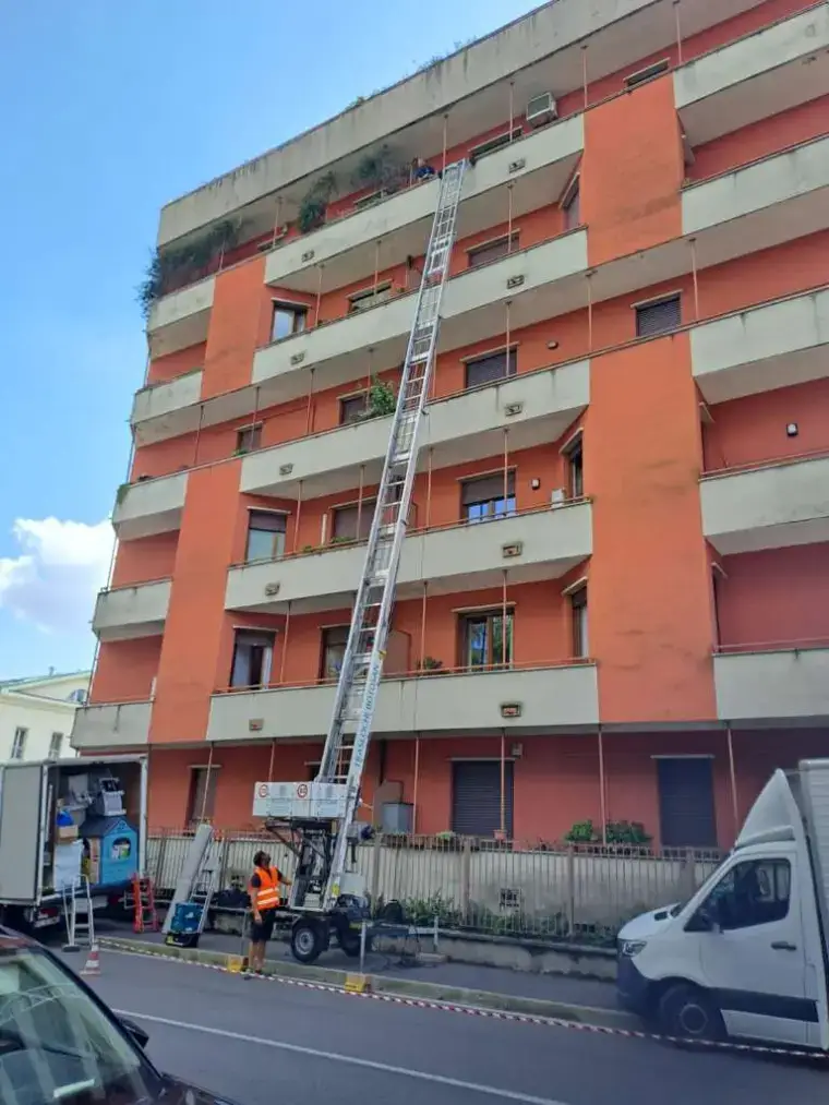 Traslochi a Segrate: appartamenti e piani alti